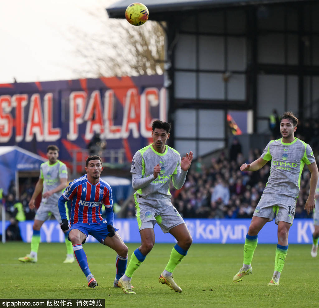 哈兰德如何在英超射门次数榜上领跑：技术与精神的双重结合