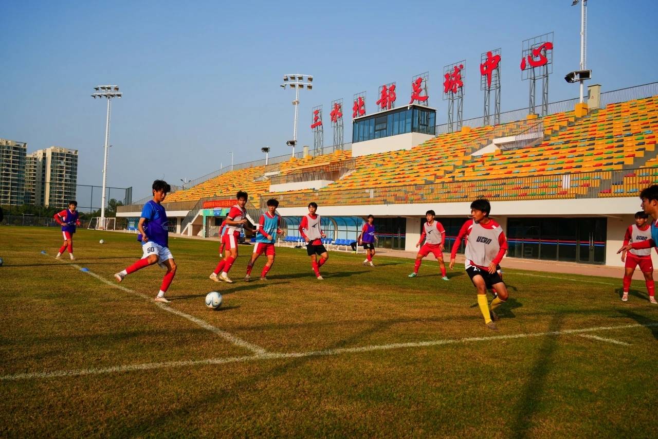 建设足球强区，三水北部足球中心热火朝天